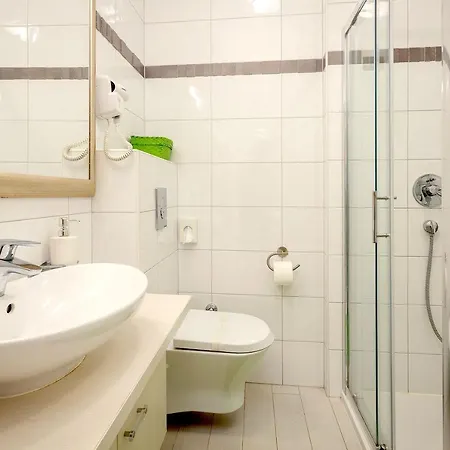 דירה Moderne Fewo Direkt An Der Adria Mit 2 Pools, Klima, Wlan, Balkon Mit Meerblick Und Schonem Grillbereich מדולין