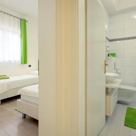 Διαμέρισμα Moderne Fewo Direkt An Der Adria Mit 2 Pools, Klima, Wlan, Balkon Mit Meerblick Und Schonem Grillbereich